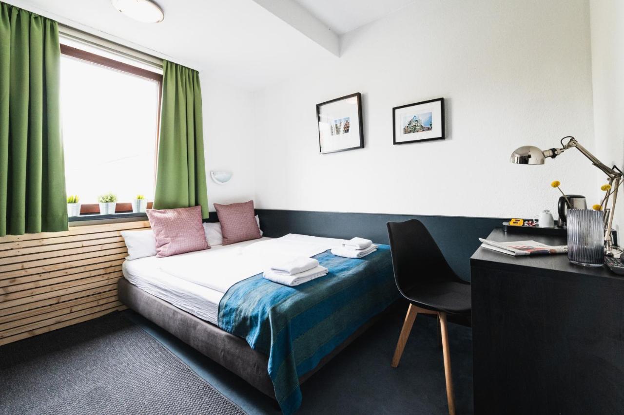 City Hotel Fellbach 24H Check-In Buitenkant foto